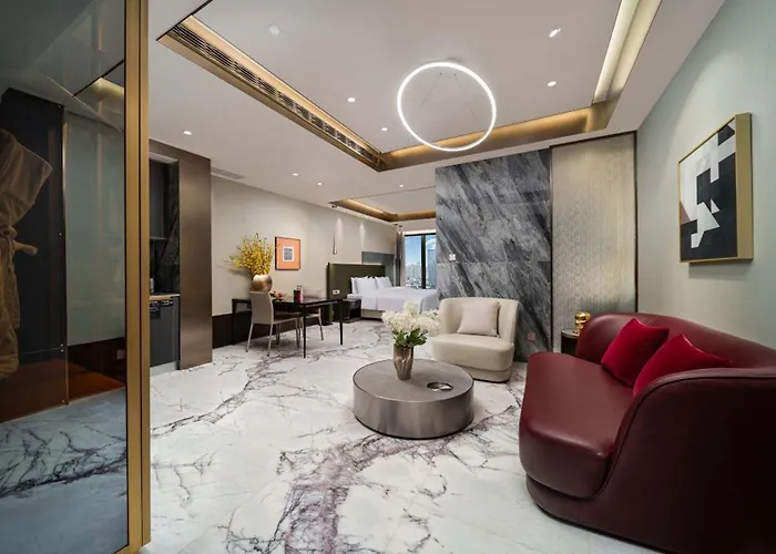 Yashan Tianlai S High-Rise Hotel